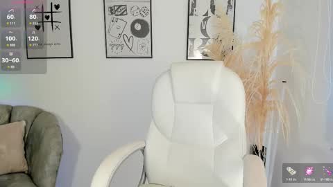 Nia online show from 10.20.25