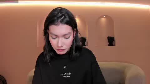 Call me Nia  online show from 09.14.25