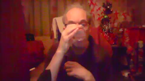 Snapshot of nice6body chatting on 12.29.24 nice6body online show from 12.29.24