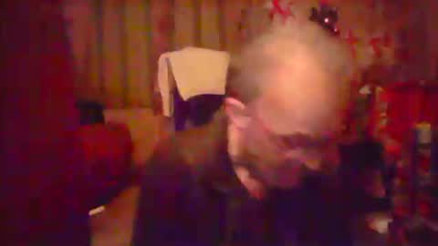 Snapshot of nice6body chatting on 12.30.24 nice6body online show from 12.30.24