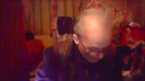 Snapshot of nice6body chatting on 02.14.25 nice6body online show from 02.14.25