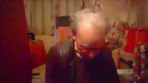 Snapshot of nice6body chatting on 10.10.25 nice6body online show from 10.10.25