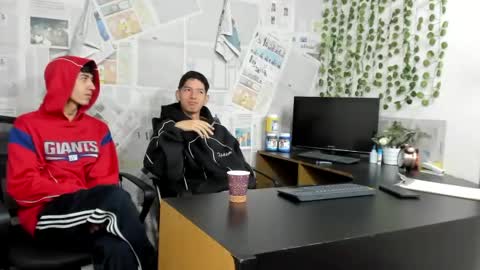 Snapshot of nice_boys11 chatting on 06.22.26 nice_boys11 online show from 06.22.26