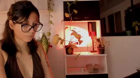 Snapshot of nice_day_ chatting on 10.26.25 day online show from 10.26.25