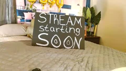 NICE AND SAVVY online show from 10.19.25