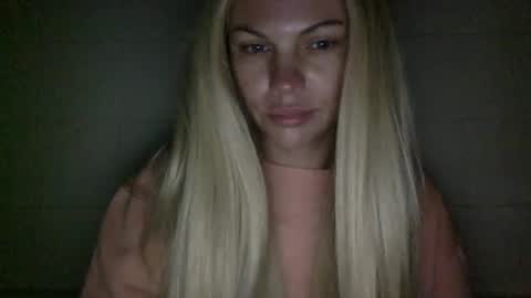 Snapshot of nicecolddrink2 chatting on 09.25.25 Amber online show from 09.25.25