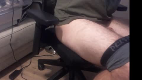 niceeggs0815 online show from 11.25.25