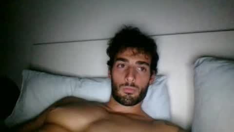 Snapshot of nicegguy9826 chatting on 09.17.25 nicegguy9826 online show from 09.17.25