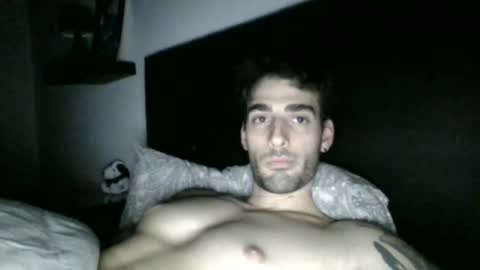 Snapshot of nicegguy9826 chatting on 12.04.25 nicegguy9826 online show from 12.04.25