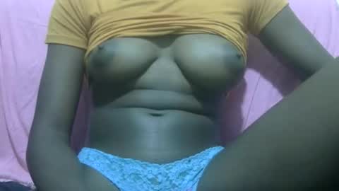 Snapshot of nicegirl200 chatting on 02.12.26 nicegirl200 online show from 02.12.26