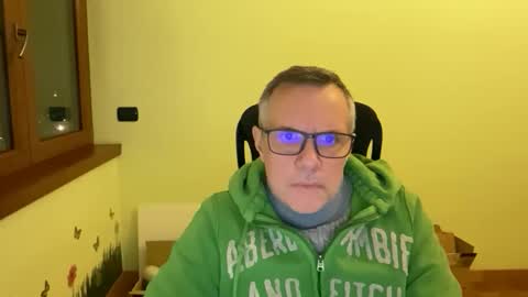 Snapshot of niceshy_71 chatting on 01.14.26 Andrew online show from 01.14.26