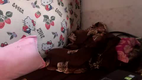 Snapshot of nicharee chatting on 06.17.26 nicharee online show from 06.17.26