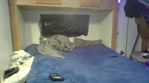 nicholasjesse51 online show from 11.24.25