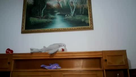 Nicholle online show from 11.27.25