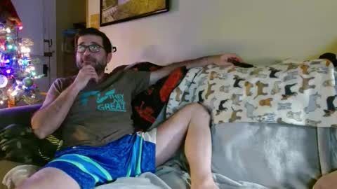 Snapshot of nichous77 chatting on 12.20.24 Nick online show from 12.20.24