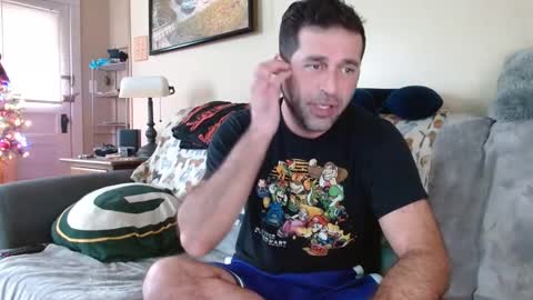 Snapshot of nichous77 chatting on 12.30.24 Nick online show from 12.30.24