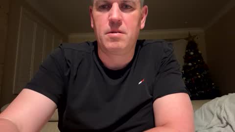 nick578320 online show from 11.28.25