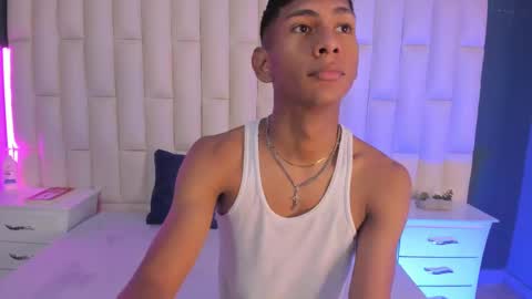 Snapshot of nick_collins20 chatting on 02.18.25 Nick online show from 02.18.25