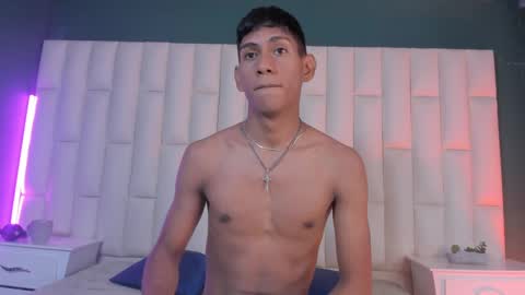 Snapshot of nick_collins20 chatting on 02.28.25 Nick online show from 02.28.25