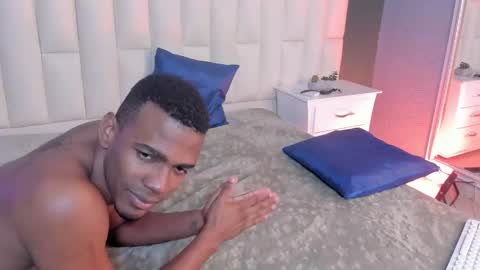 Snapshot of nick_collins20 chatting on 02.28.25 Nick online show from 02.28.25