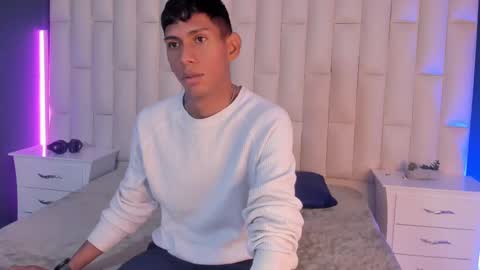 Snapshot of nick_collins20 chatting on 03.01.25 Nick online show from 03.01.25