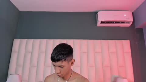 Snapshot of nick_collins20 chatting on 03.02.25 Nick online show from 03.02.25