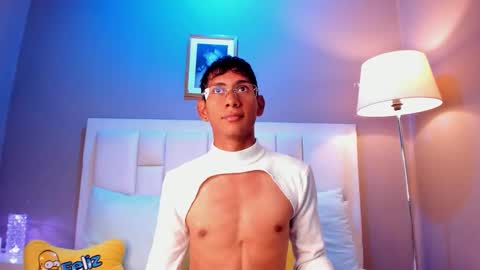 Snapshot of nick_collins20 chatting on 03.02.26 Nick online show from 03.02.26