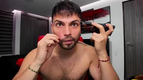 Snapshot of nick_klaus chatting on 02.19.25 Nick Klaus online show from 02.19.25