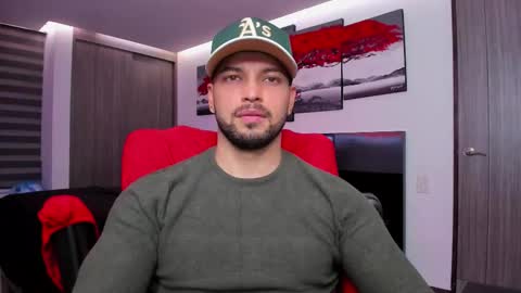 Snapshot of nick_klaus chatting on 10.07.25 Nick Klaus online show from 10.07.25