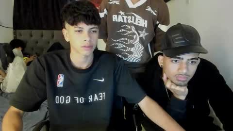 Snapshot of nick_master2 chatting on 04.11.26 nick_master2 online show from 04.11.26