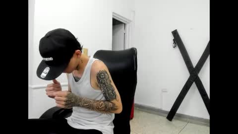 Snapshot of nick_straightboy chatting on 04.27.26 Nick online show from 04.27.26