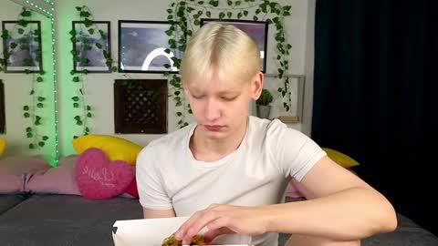 Nick online show from 02.04.25