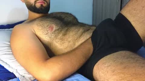 Nicolas              online show from 02.18.25