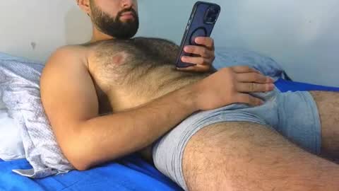 Nicolas              online show from 03.05.25