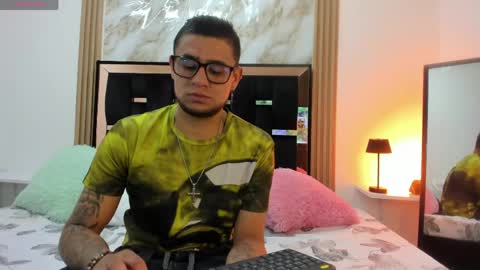 Snapshot of nickk_jonson chatting on 05.04.26 nickk_jonson online show from 05.04.26