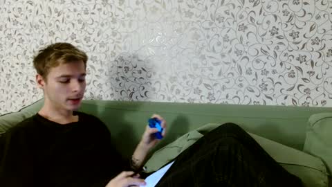 Snapshot of nicksuper8 chatting on 12.13.24 Nick online show from 12.13.24