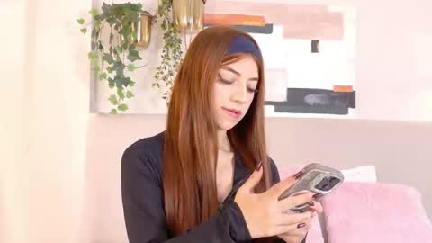 Snapshot of nicky_belmonth chatting on 11.21.25 nicky_belmonth online show from 11.21.25