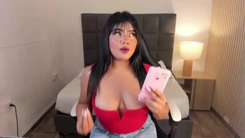 Snapshot of nicky_peyton chatting on 03.07.25 Nicky online show from 03.07.25