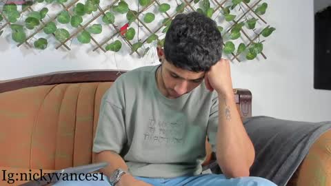 nicky online show from 01.04.25