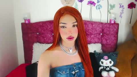 Snapshot of nickynoa chatting on 03.04.25 Nicky online show from 03.04.25