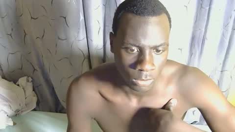 Snapshot of nico_dez chatting on 03.28.26 Mailo and naysa online show from 03.28.26