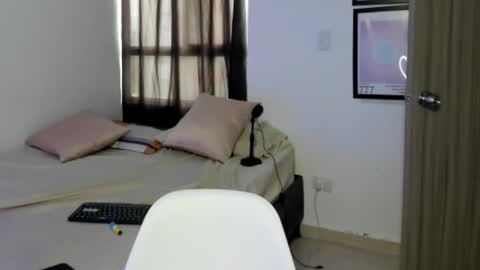 nicol online show from 11.27.25