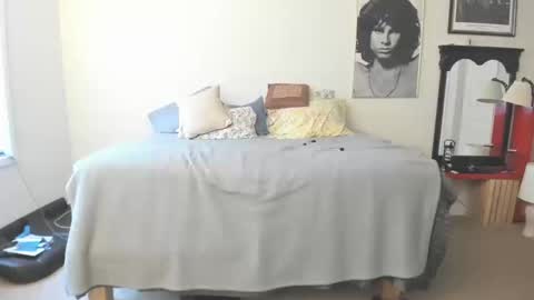 NicoDuvall online show from 10.13.25