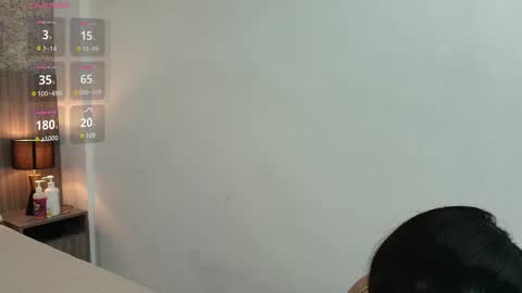 Nicol Alvarez online show from 11.11.25