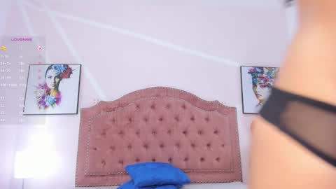 Snapshot of nicol_giraldo chatting on 02.06.25 Nicol online show from 02.06.25