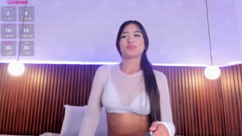 Snapshot of nicol_giraldo chatting on 09.23.25 Nicol online show from 09.23.25