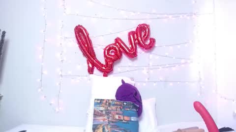 Snapshot of nicol_love0 chatting on 02.27.25 Nicol online show from 02.27.25