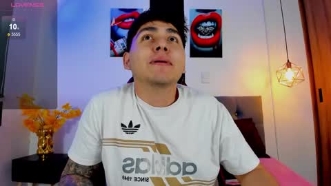 Snapshot of nicolas_james_sc chatting on 09.24.25 nicolas_james_sc online show from 09.24.25