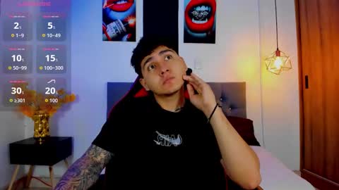 Snapshot of nicolas_james_sc chatting on 09.30.25 nicolas_james_sc online show from 09.30.25