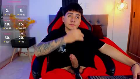 Snapshot of nicolas_james_sc chatting on 10.08.25 nicolas_james_sc online show from 10.08.25